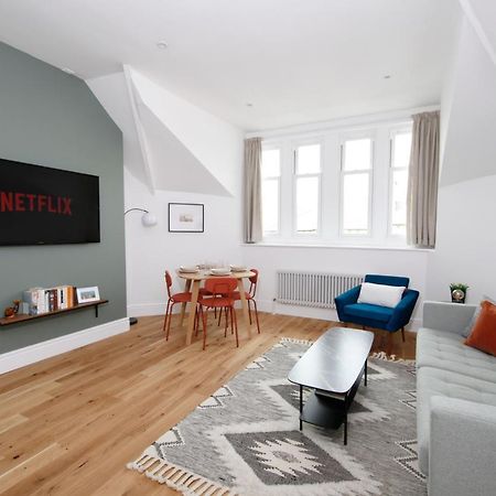 The Artist'S House Apartment สการ์โบโรห์ ภายนอก รูปภาพ
