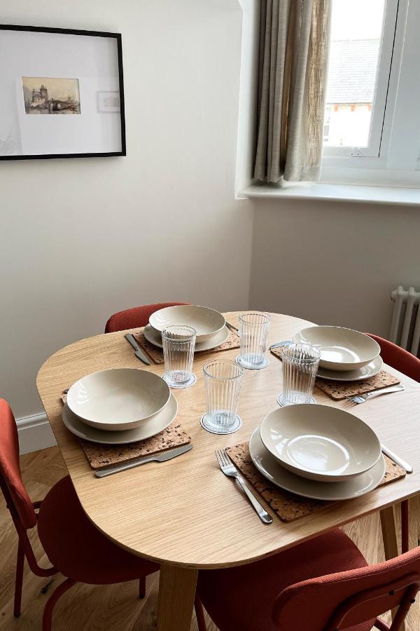 The Artist'S House Apartment สการ์โบโรห์ ภายนอก รูปภาพ