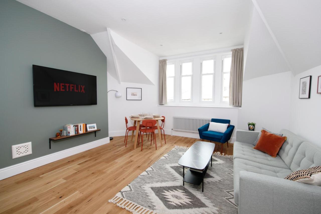 The Artist'S House Apartment สการ์โบโรห์ ภายนอก รูปภาพ